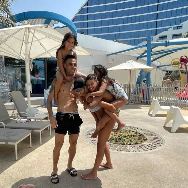 Ailesi rehin alınan Eran Zahavi bir kez daha kabusu yaşadı! Hayatı zehir ettiler