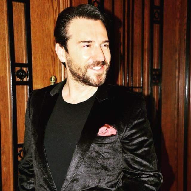 Songül Karlı ve Seda Sayan'la program yapan Uğur Arslan'ı görenler tanımakta zorlandı