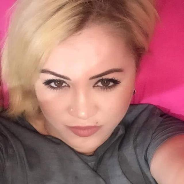 Evlenmek üzere olduğu kadını sokak ortasında darbetti, taksiye bindirip defalarca bıçakladı