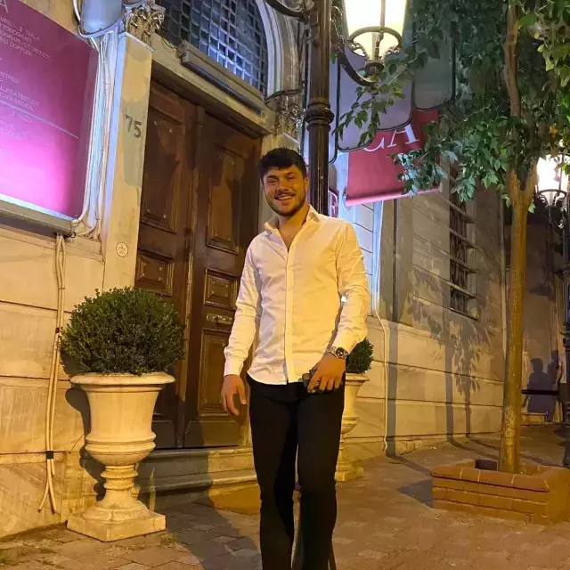 O Ses Türkiye yarışmacısı Talha Burak Karayılan, silahlı saldırıya uğradı