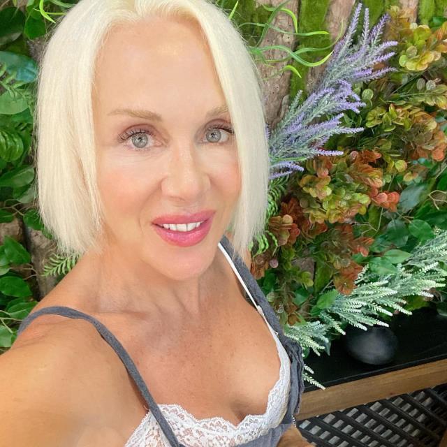 Saçlarını kazıtan Billur Kalkavan'ın akciğer kanserine yakalandığı ortaya çıktı