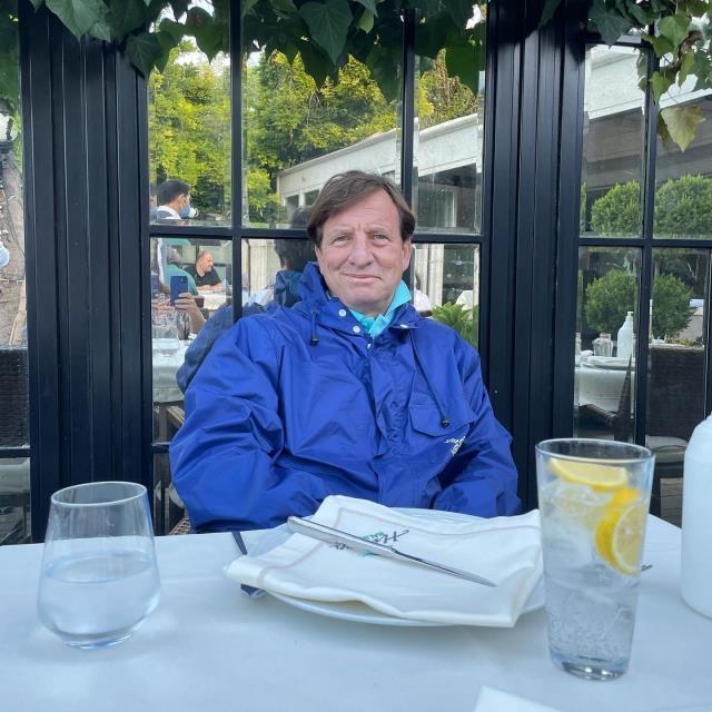 Borcunu ödemeyen Kaya Çilingiroğlu'nun 2 pahalı saati haczedildi