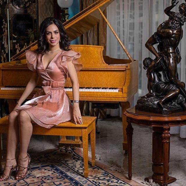 21 yaşındaki şarkıcı Yrma Lydya, boşanmak istediği 79 yaşındaki kocası tarafından öldürüldü