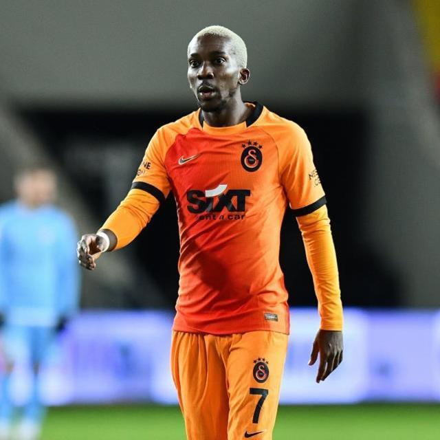 Henry Onyekuru, Süper Lig'e geri dönüyor! Nijeryalı golcü görüşmeler için İstanbul'a geldi