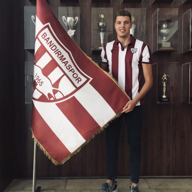 Adı Avrupa takımlarıyla anılan Hatayspor'un yıldız savunmacısı Fatih'ten sürpriz tercih! İşte yeni takımı