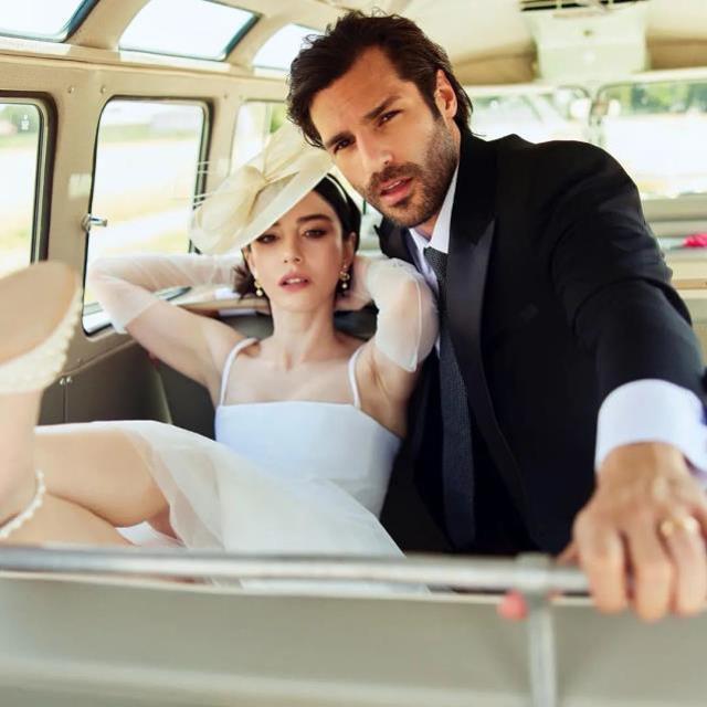 7 yıldır birlikte olan Serkan Çayoğlu ve Özge Gürel çifti evlendi