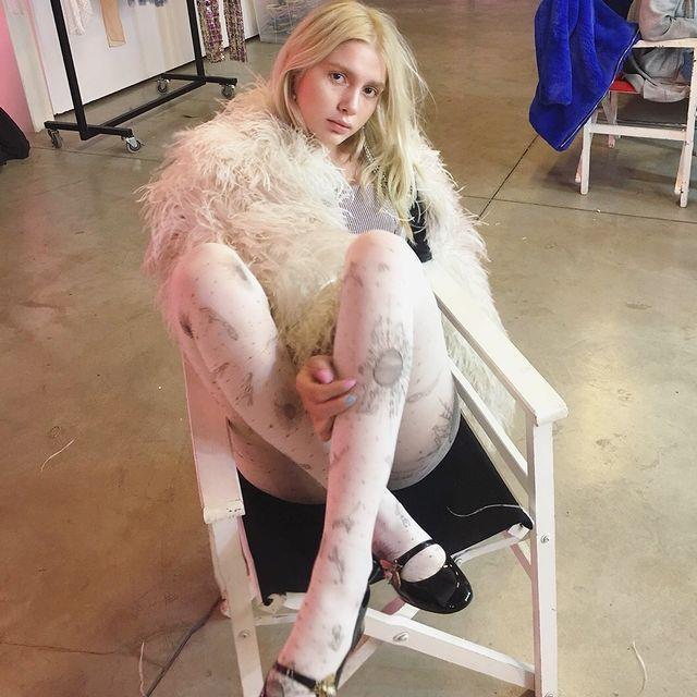 İç çamaşırlı pozu tepki çeken Aleyna Tilki 'Sahte muhafazakarlar' diyerek ateş püskürdü