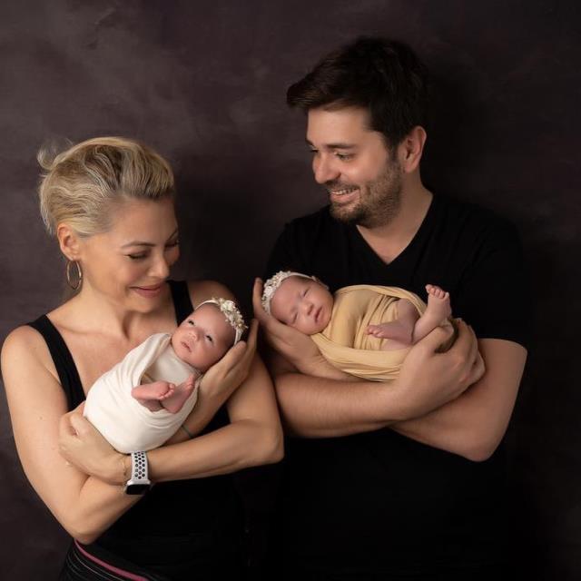 İkiz bebek annesi Seray Sever dadı maaşlarına isyan etti: 27 bin TL'den kapı açıyorlar