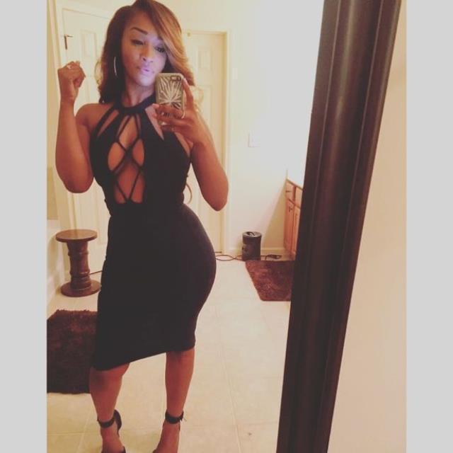 Öğretmen, sınıfta giydiği kıyafete velilerden büyük tepki gelince işten atıldı