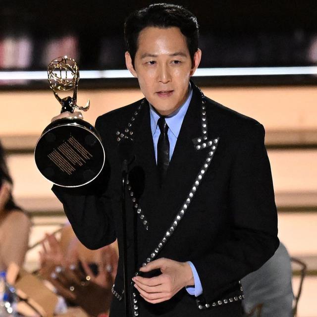 Netflix'ten Squid Game hayranlarına sürpriz: İlk sezonunda yayınlanmayan sahneyi paylaştı!