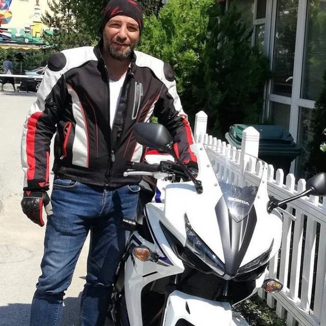 Ünlü isimler, müzisyen Onur Şener'in öldürülmesine sessiz kalmadı