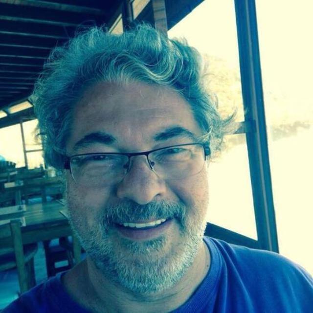 Türkiye'de bir dönemin en ünlü haber spikeriydi! Yıllardır sırra kadem basan Hamit Özsaraç'ın son görüntüsü bomba