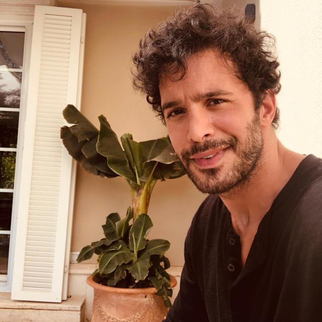 Yakışıklı oyuncu Barış Arduç, koronavirüse yakalandı