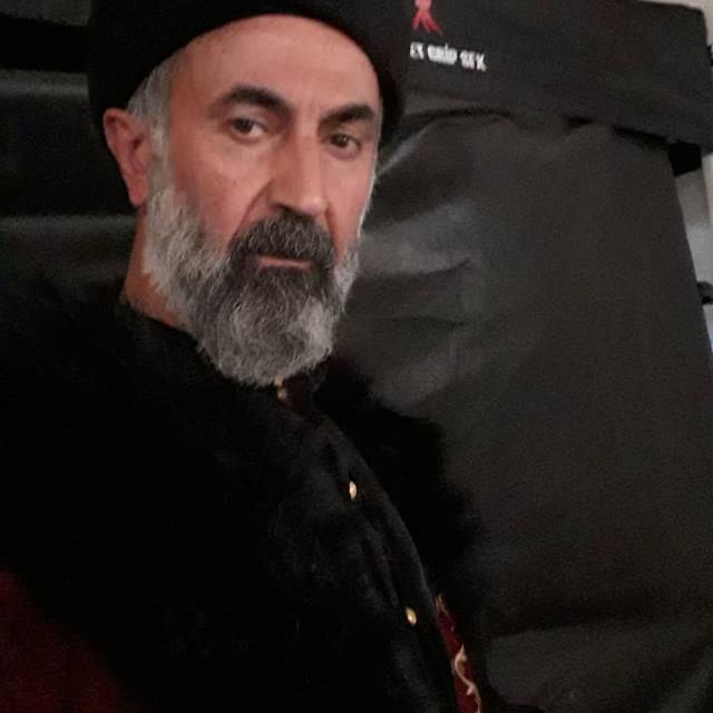 Oyuncu Nurettin Uçar'ın kızı ve eşi bombalı saldırıda hayatını kaybetti! Paylaşımı yürek yaktı
