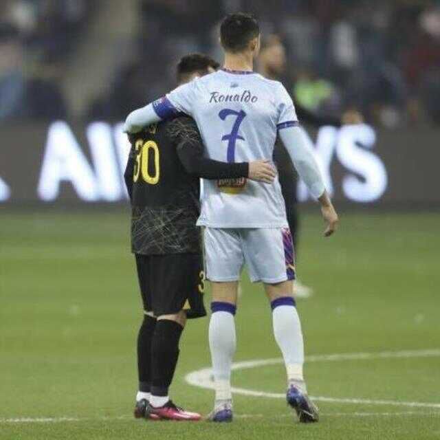 Dostluk maçında gol düellosu! Ronaldo ve Messi'den beklenen kare geldi