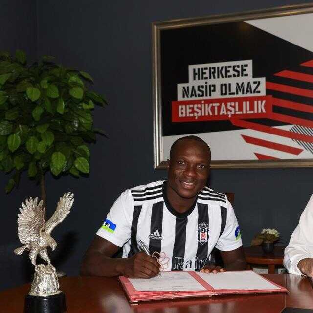 Beşiktaş, Aboubakar'ı resmen açıkladı! Ayağının tozuyla maça çıkacak