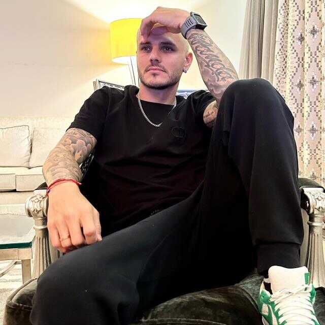 Hadise, Mauro Icardi ile aşk mı yaşıyor? Galatasaray maçına gitmesi kafa karıştırdı
