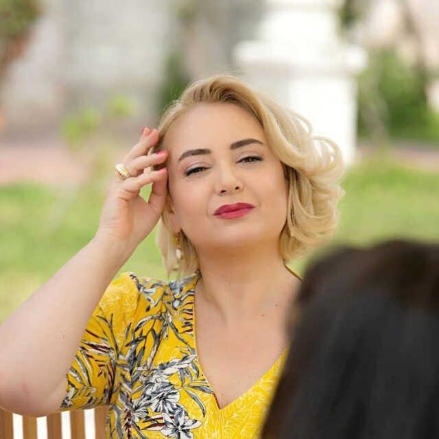 Kızılçık Şerbeti'nin Pembe'si Sibel Taşçıoğlu, Erkan Kolçak Köstendil'in akrabası çıktı