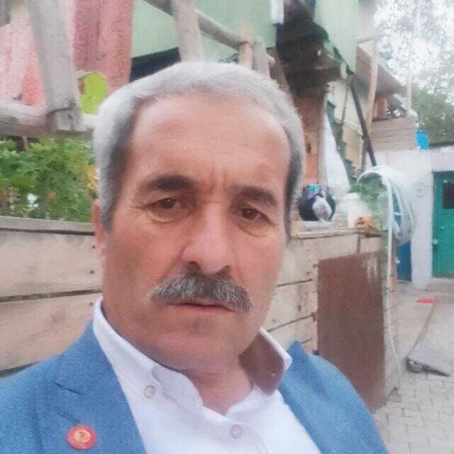 Çorum'da husumetli iki kişi teravih çıkışı birbirine kurşun yağdırdı: 6 yaralı