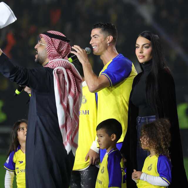 Ronaldo'nun vay haline! Sevgilisi ile imzaladığı sözleşme servet kaybettirecek