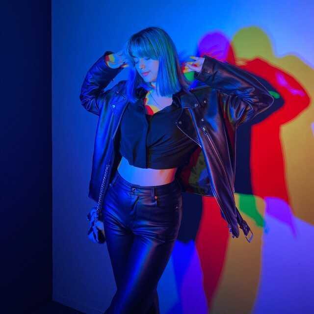 Aleyna Tilki'nin kız kardeşi de şarkıcı oldu! Klibine gelen tepkileri görünce sinirden deliye döndü