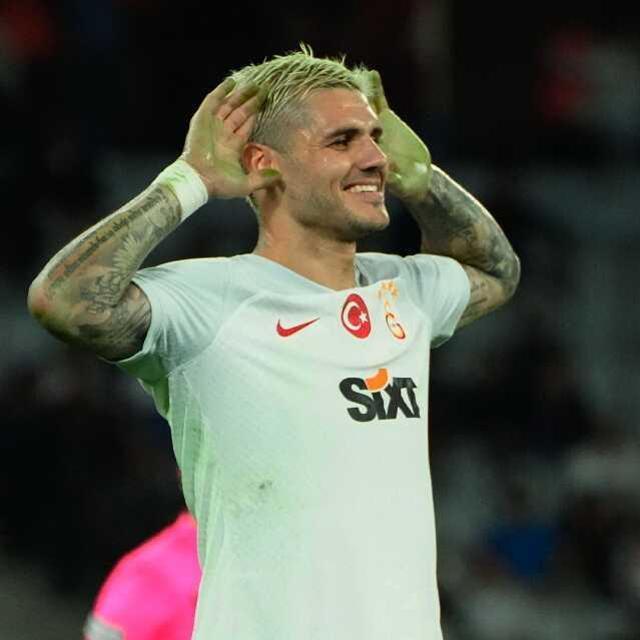 Herkes yemyeşil oldu! Galatasaray-İstanbulspor maçındaki boyanın sırrı çözüldü