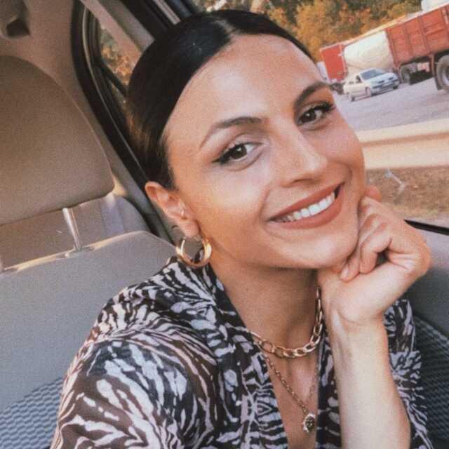 Genç öğretmen, 7'inci kattan atlayarak canına kıydı