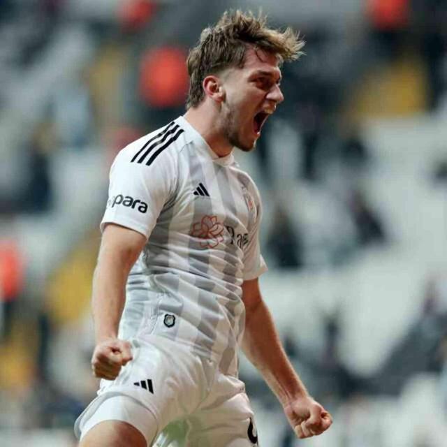 Kara Kartal ağır yaralı! Beşiktaş sahasında Kasımpaşa'ya 3-1 yenildi