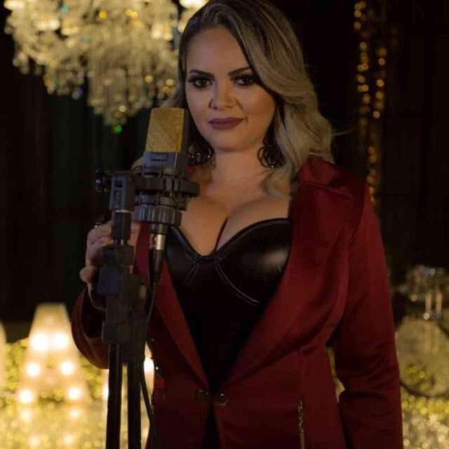 Brezilyalı pop şarkıcısı Dani Li, yağ aldırma operasyonu sırasında fenalaşıp hayatını kaybetti