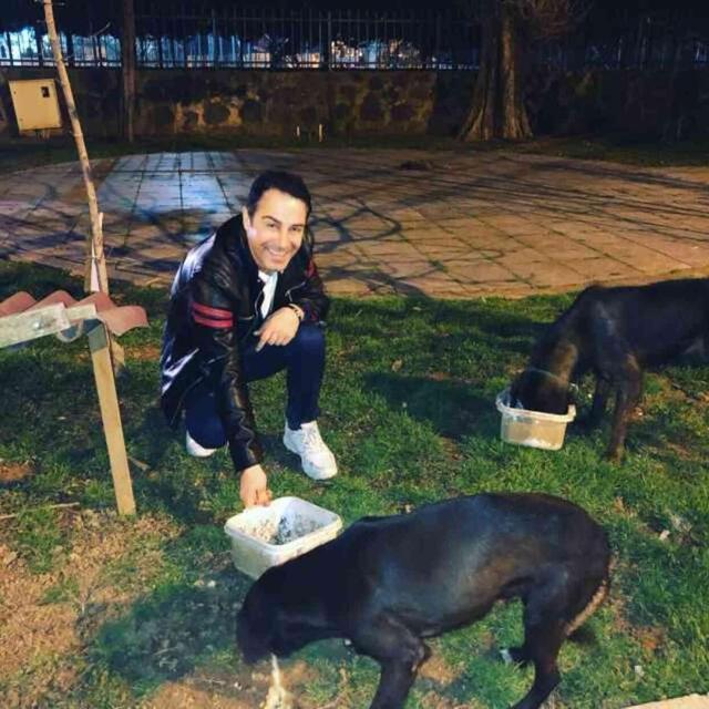 Polise mukavemet suçundan tutuklanan Atilla Taş tahliye oldu! 'Vefasız köftehorlar' deyip sitem etti