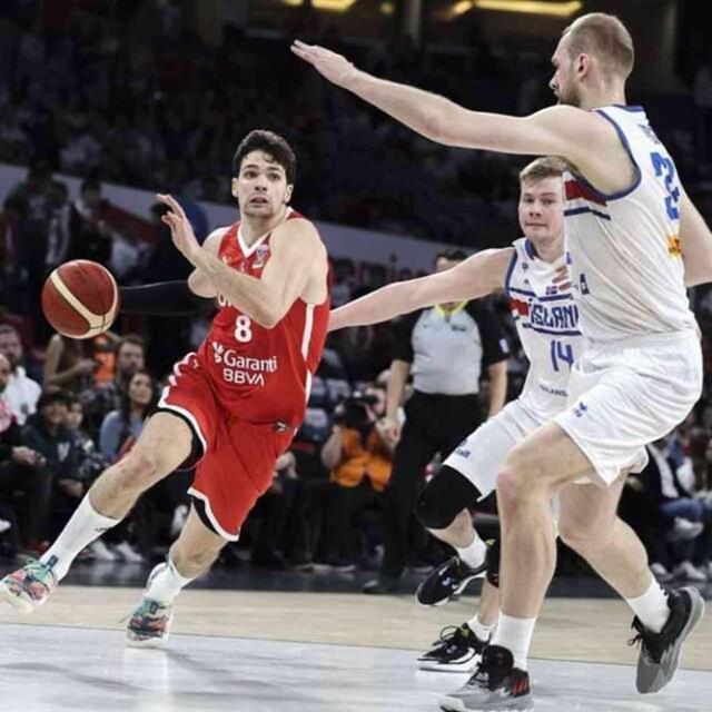 Tarık Biberovic galibiyeti getirdi! Millilerimiz, İzlanda'yı son saniyede devirdi