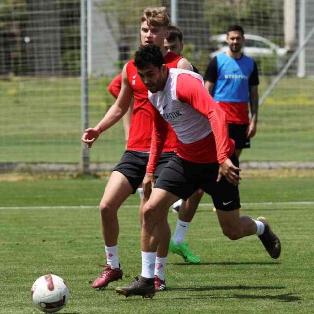 ANTALYA- HATAYSPOR MAÇ İZLE! Antalya- Hatayspor maçı kaçta? Canlı maç izleme linki
