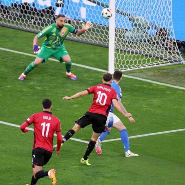 İtalya, Arnavutluk sürprizine izin vermedi: 2-1