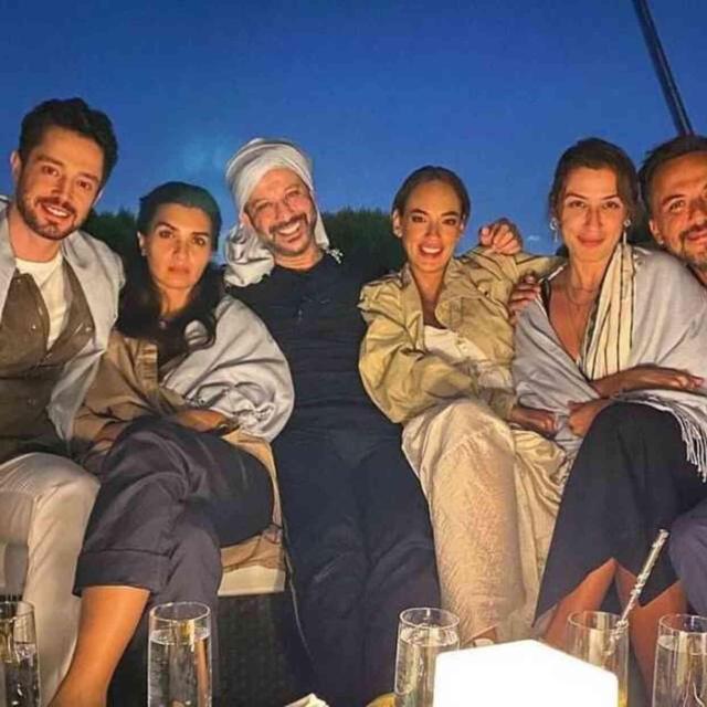 Murat Boz ve Serkan Altınorak başrol olduğu Zeytin Ağacının galasına işlerinden dolayı katılamadı