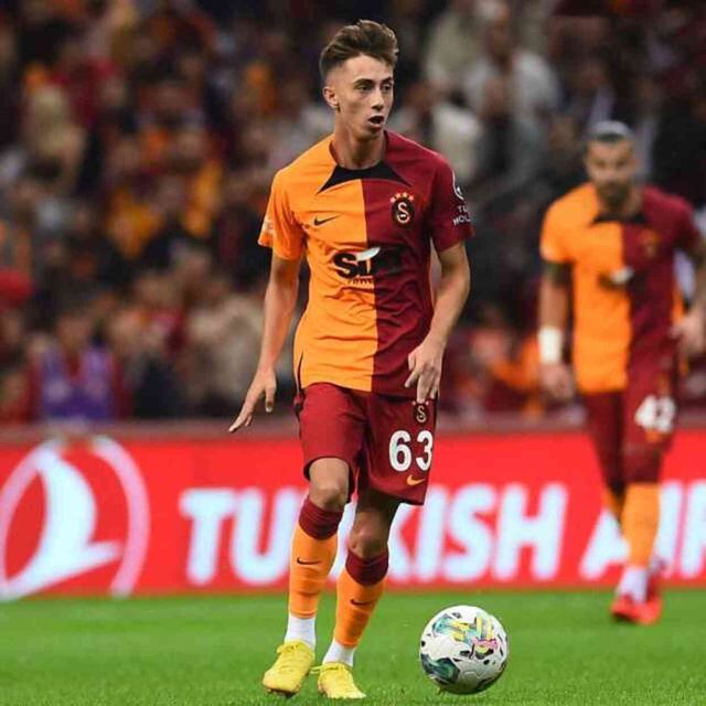 Galatasaray, Özgür Baran Aksaka'yı PFC Arda Kardzhali 1924'e kiraladı