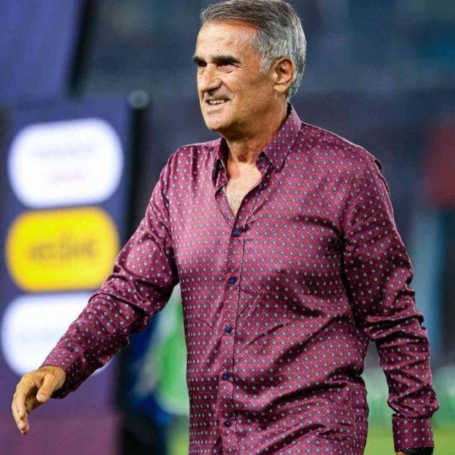 Herkes onu konuşuyordu! Şenol Güneş'in gömleğinin fiyatı ortaya çıktı