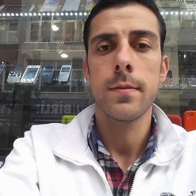 Şişli'de bir kişi, kaldırımda yürürken yer altı patlamasında ağır yaralandı