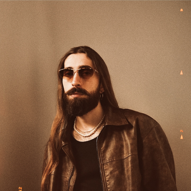 Emre Fel kimdir? Emre Fel kaç yaşında, nereli? Emre Fel hayatı ve kariyeri hakkında bilgiler...