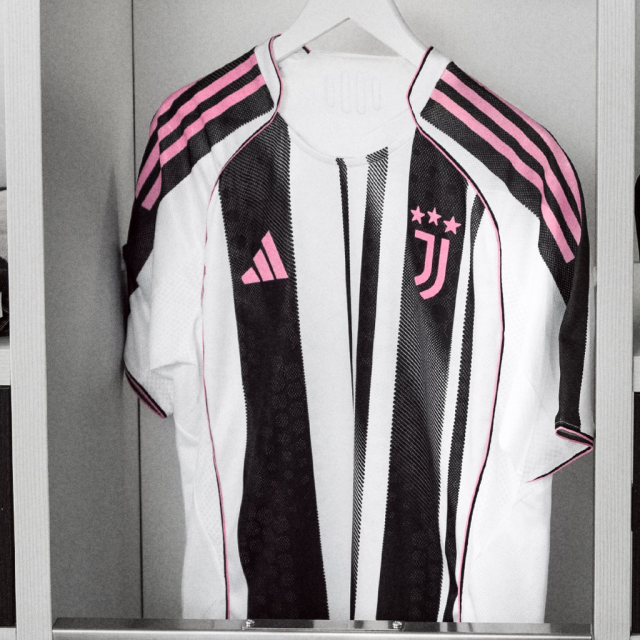Juventus yeni sezon formalarını tanıttı! Başrolde Kenan Yıldız var