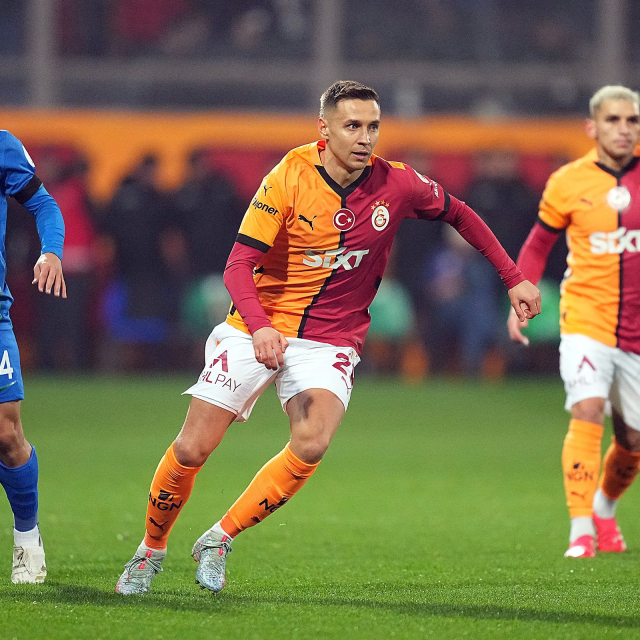 Galatasaray'ın Devre Arası Transferinde Frankowski İçin Kritik Görüşme