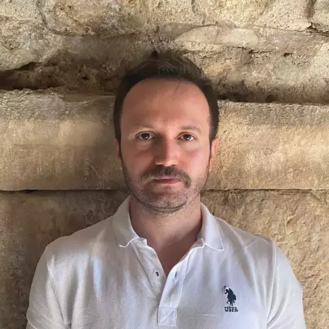 Doktorun tutuklandığı soruşturmada ölen eşinin günlüğü incelemeye alındı