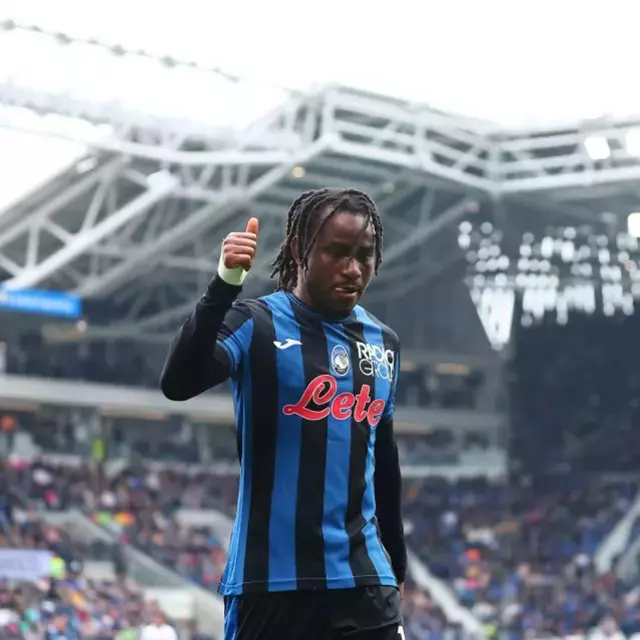 Transferde bombalar peş peşe! Fenerbahçe, Galatasaray'ın da istediği isme imzayı attıracak