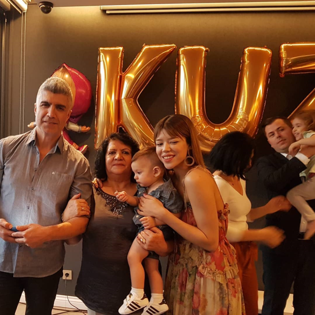 خبر ناراحت‌کننده از مادر اوزجان دِنیز: شیمی‌درمانی ادامه دارد