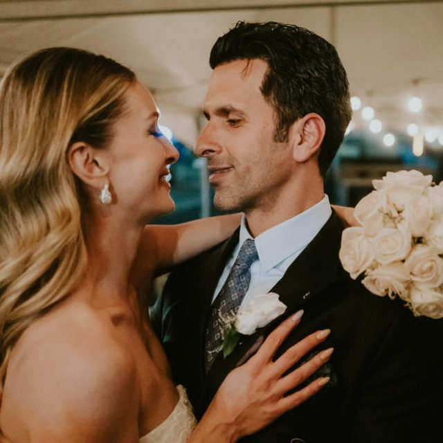 یاسمین کی آلن با مأمور سابق افبیآی در سکوت ازدواج کرد