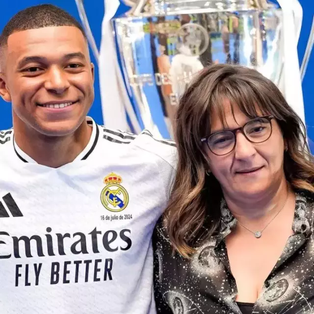 Mbappe'nin annesini gören herkes tek bir kişiye benzetti