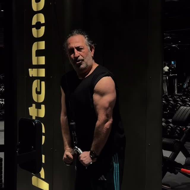 Cem Yılmaz'dan kas şov: Yeni filmine hazırlanıyor
