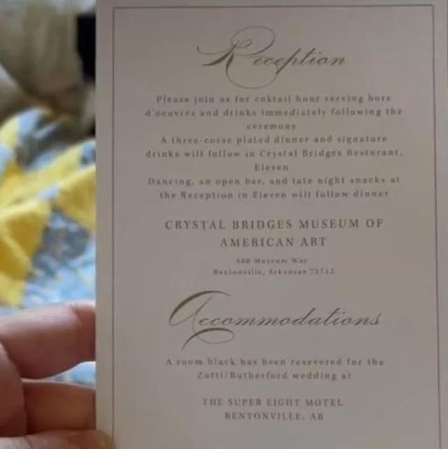 Düğün davetiyesinde skandal hata! Gelin, yönlendirilen linke tıklayınca hayrete düştü