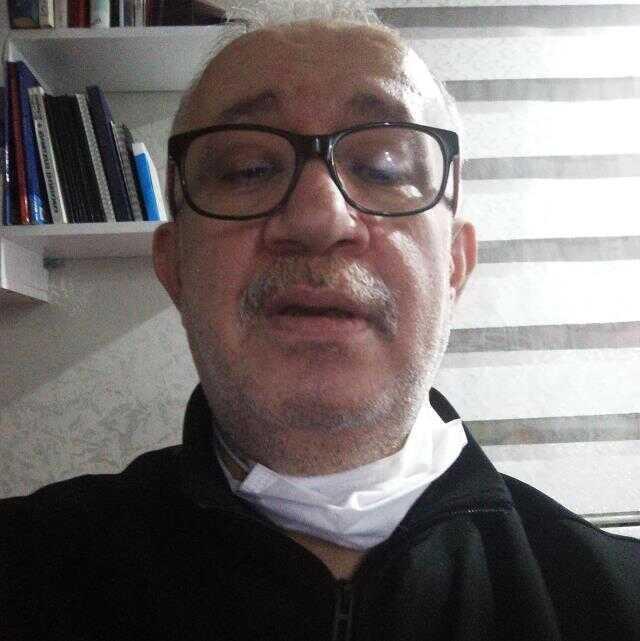 3 yolcusu tarafından darbedilerek öldürülen taksici cinayeti kamerada! Önce küfrettiler sonra saldırdılar