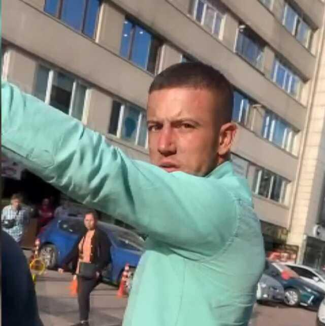 İstanbul'da turist çift taksiciyle tartıştı