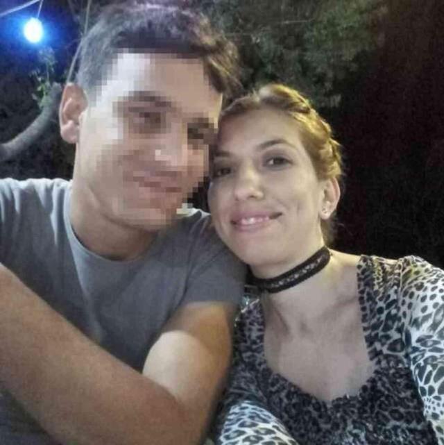 Neşe, boşanma aşamasındaki kocası tarafından tabancayla öldürüldü